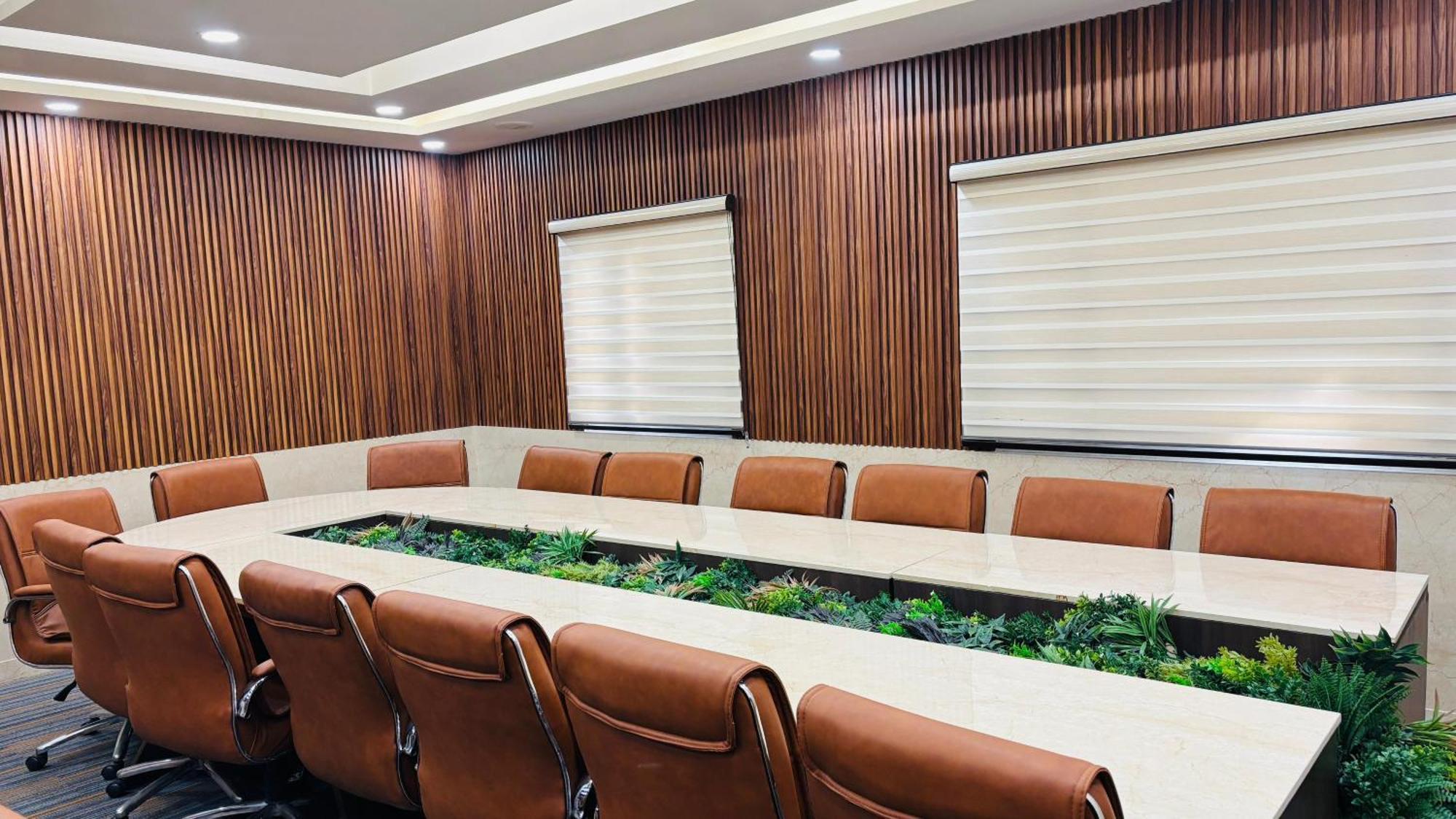 Hotel Shanti Palace Mahipalpur New Delhi Exterior photo